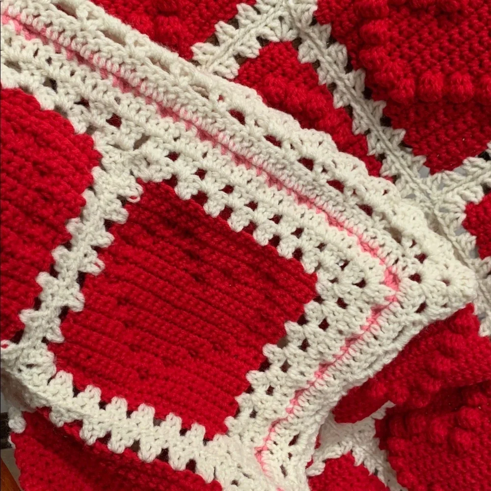 Cozy Red, Pink & Cream Heart Blanket